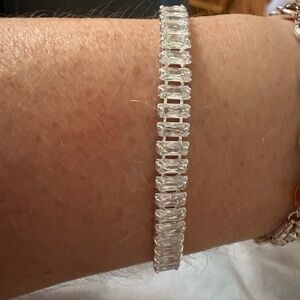 Elegant Silver and clear crystals Bracelet for Women